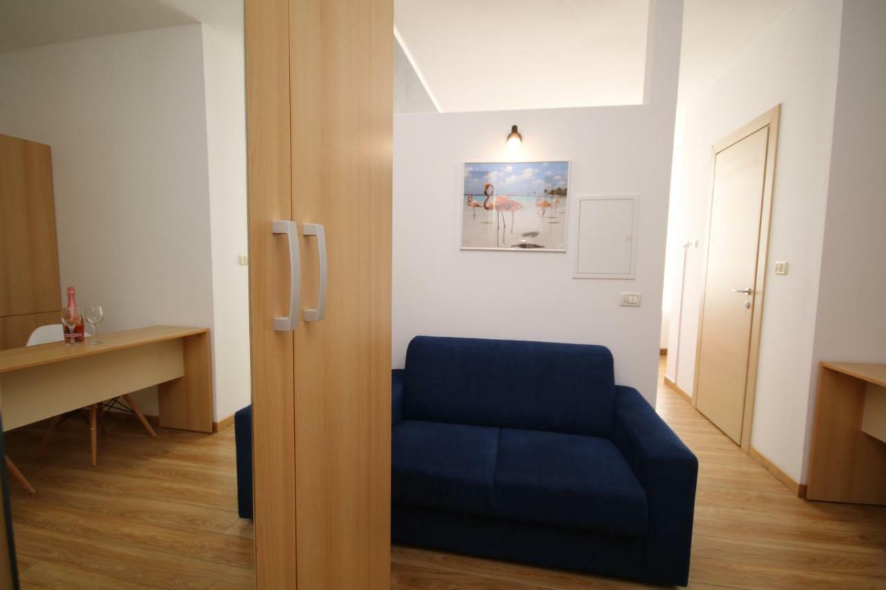 Comfort Apartments 티미쇼아라 외부 사진